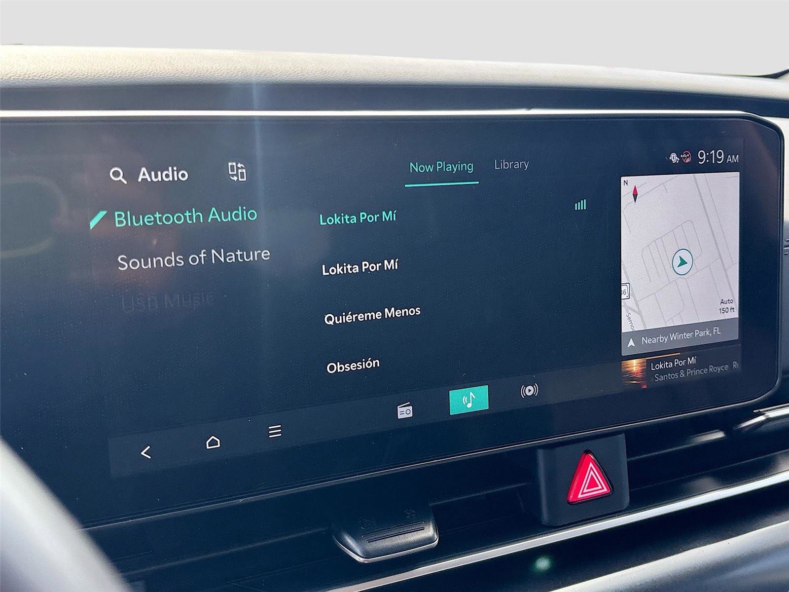 Used 2025 Kia Carnival FWD image 15