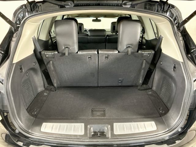 Used 2013 INFINITI JX35 AWD w/ Premium Pkg image 27