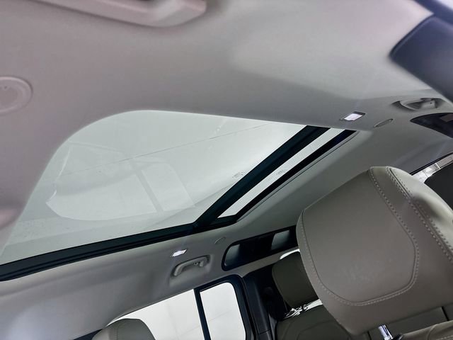 Used 2024 Land Rover Defender 110 S image 14