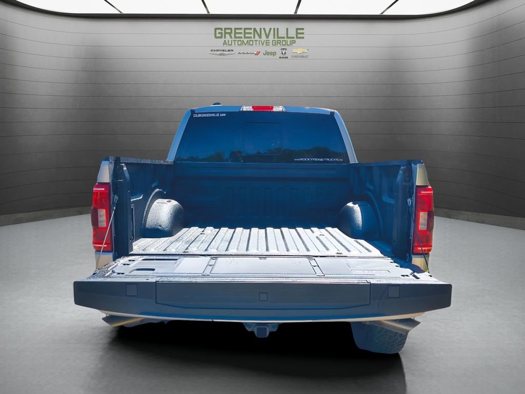 Used 2022 Ford F150 XLT w/ Equipment Group 302A High image 5