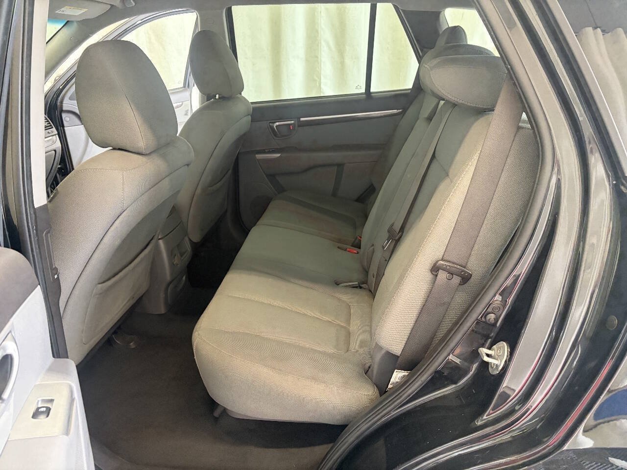 Used 2011 Hyundai Santa Fe GLS AWD/4WD image 19