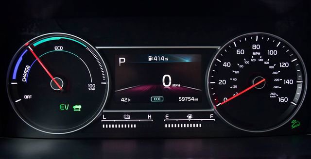 Certified 2024 Kia Sorento EX w/ Panoramic Sunroof Package image 31