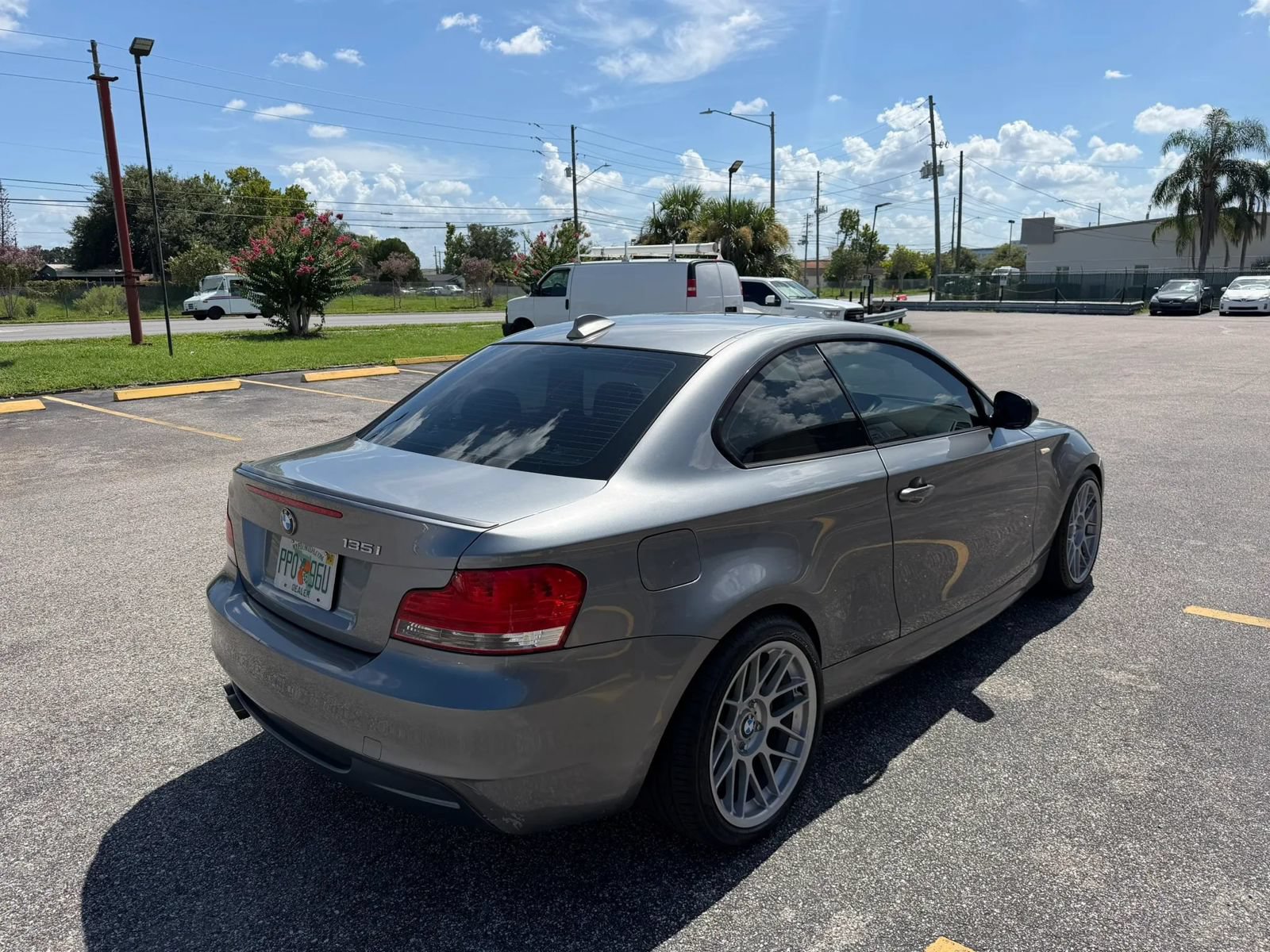 Used 2011 BMW 135i Coupe RWD image 5