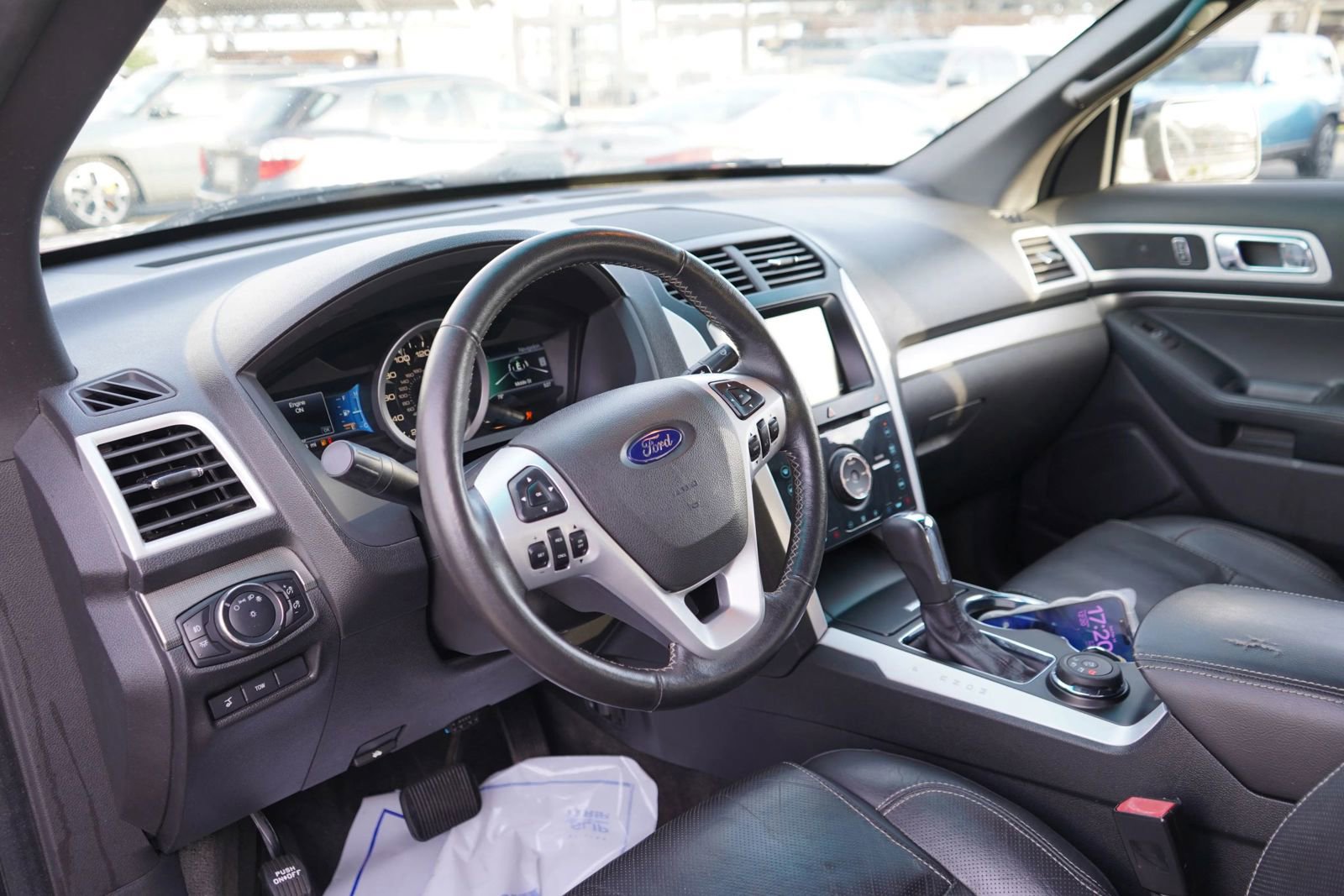 Used 2015 Ford Explorer Sport w/ Equipment Group 401A image 9