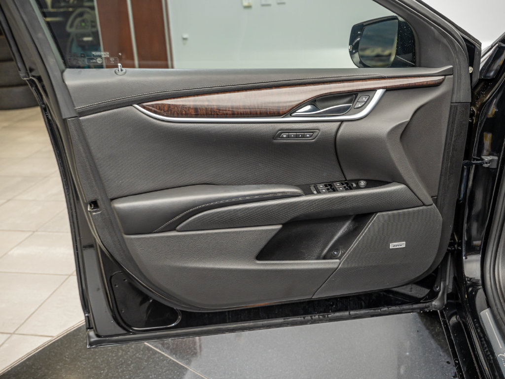 Used 2016 Cadillac XTS Premium FWD image 16