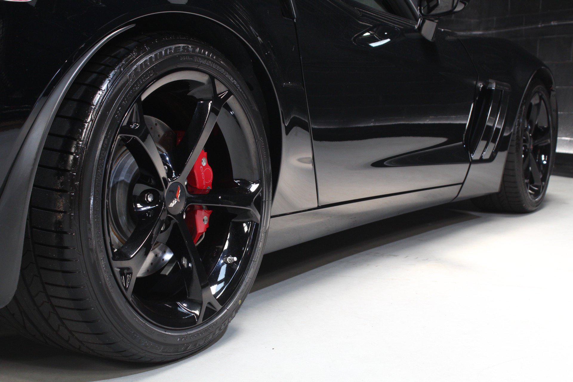 Used 2013 Chevrolet Corvette Grand Sport w/ 3LT Preferred Equipment Group RWD image 29