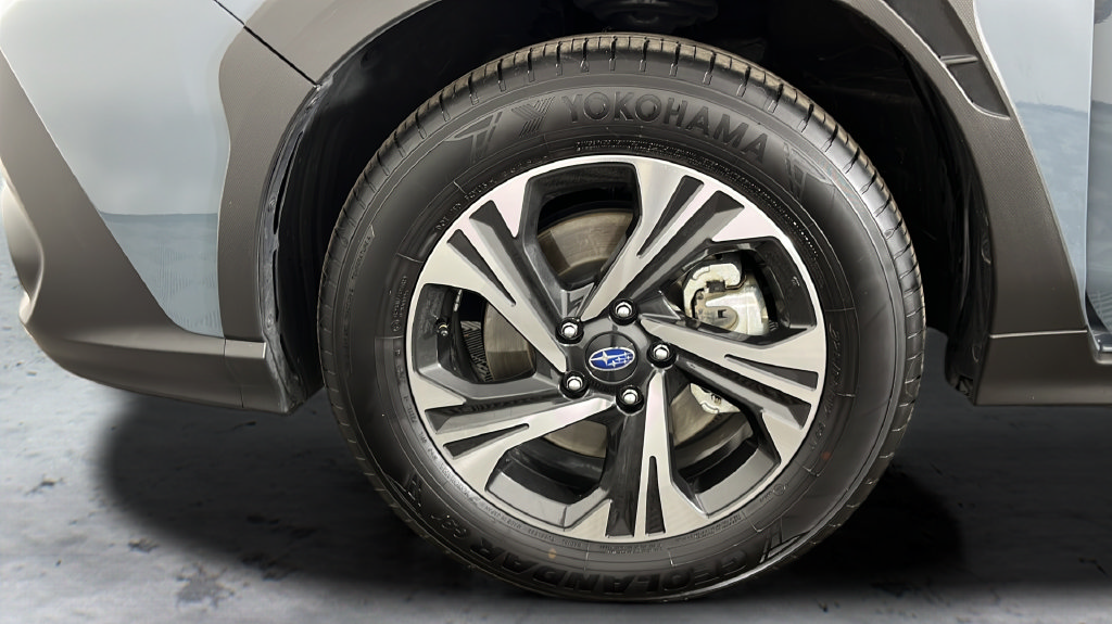 Used 2025 Subaru Crosstrek 2.5i Premium AWD/4WD image 39