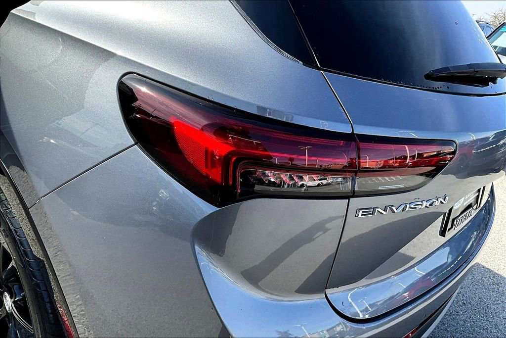 Used 2021 Buick Envision Essence w/ Technology Package I image 29