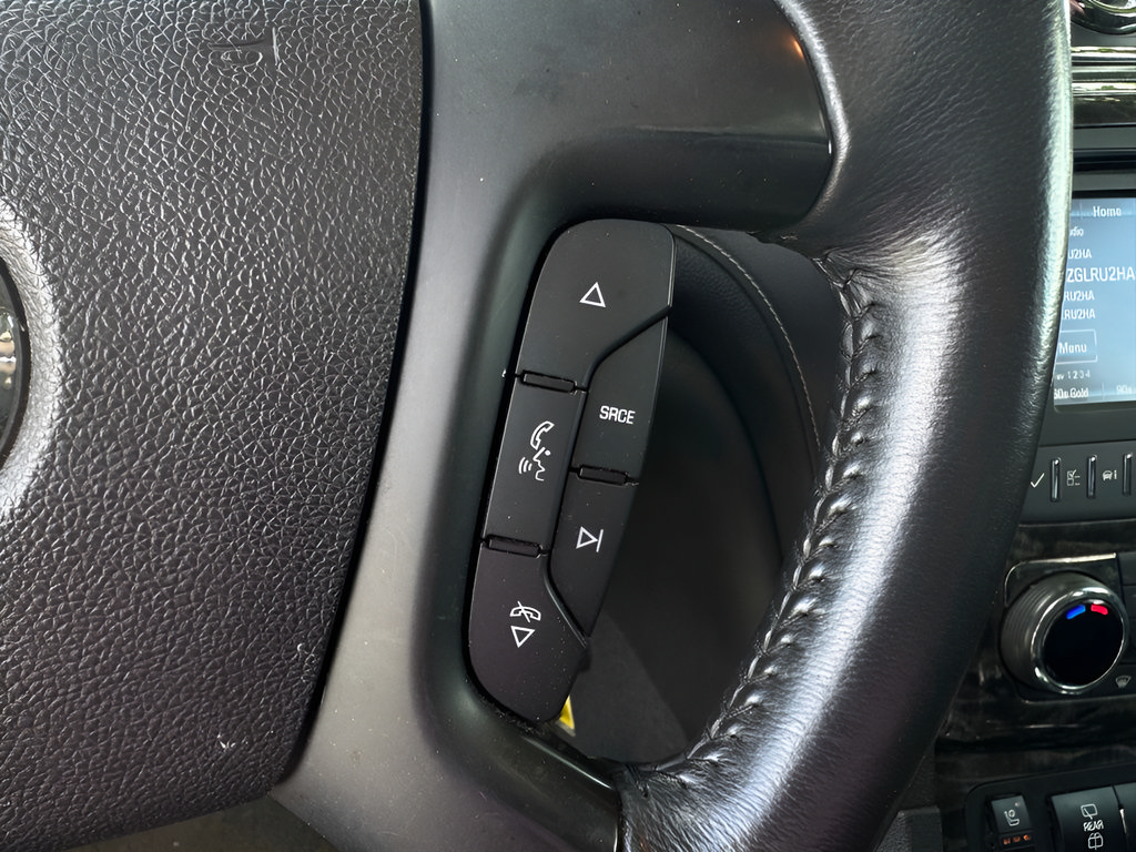 Used 2014 Buick Enclave Premium FWD image 27