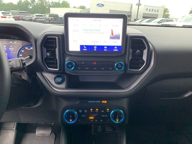 Certified 2024 Ford Bronco Sport Outer Banks w/ Tech Package AWD/4WD image 33