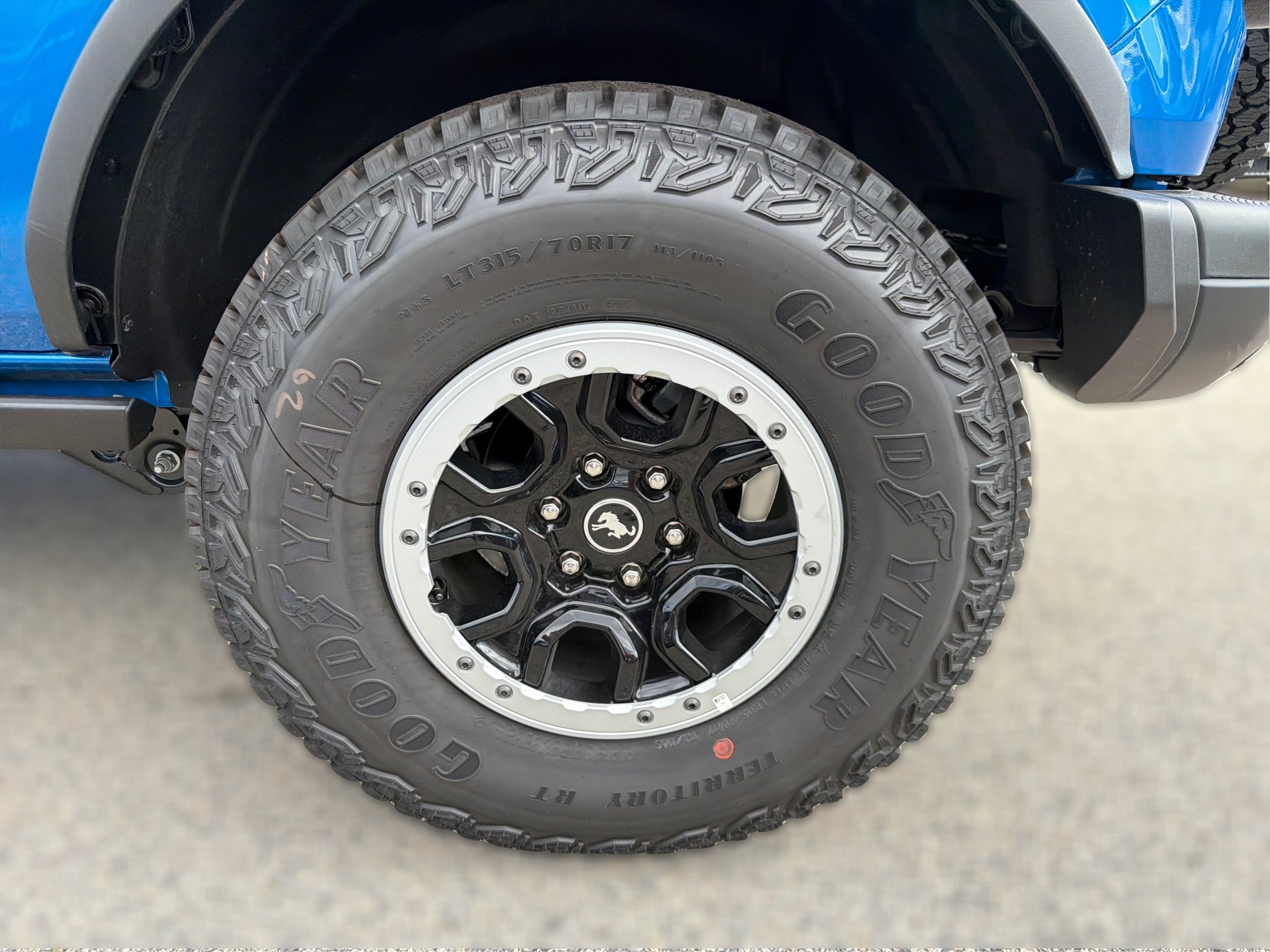 New 2025 Ford Bronco Badlands w/ Sasquatch Package AWD/4WD image 24