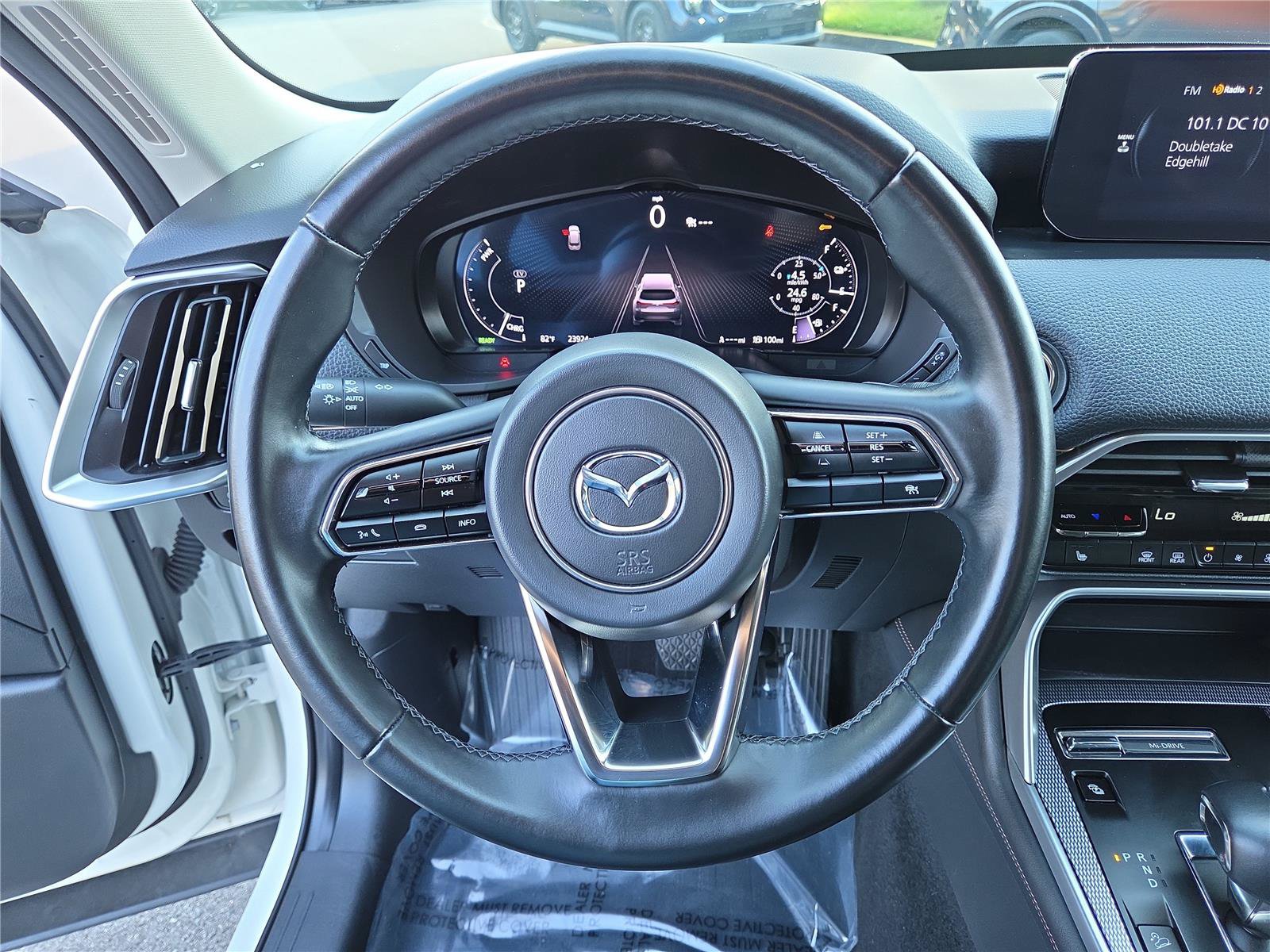 Used 2024 MAZDA CX-90 Plug-In Hybrid w/ Preferred AWD/4WD image 18