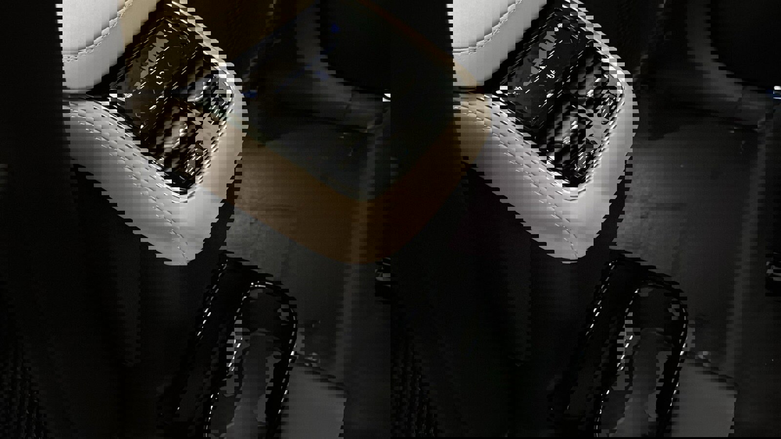 New 2026 Volvo XC90 B6 Plus image 29