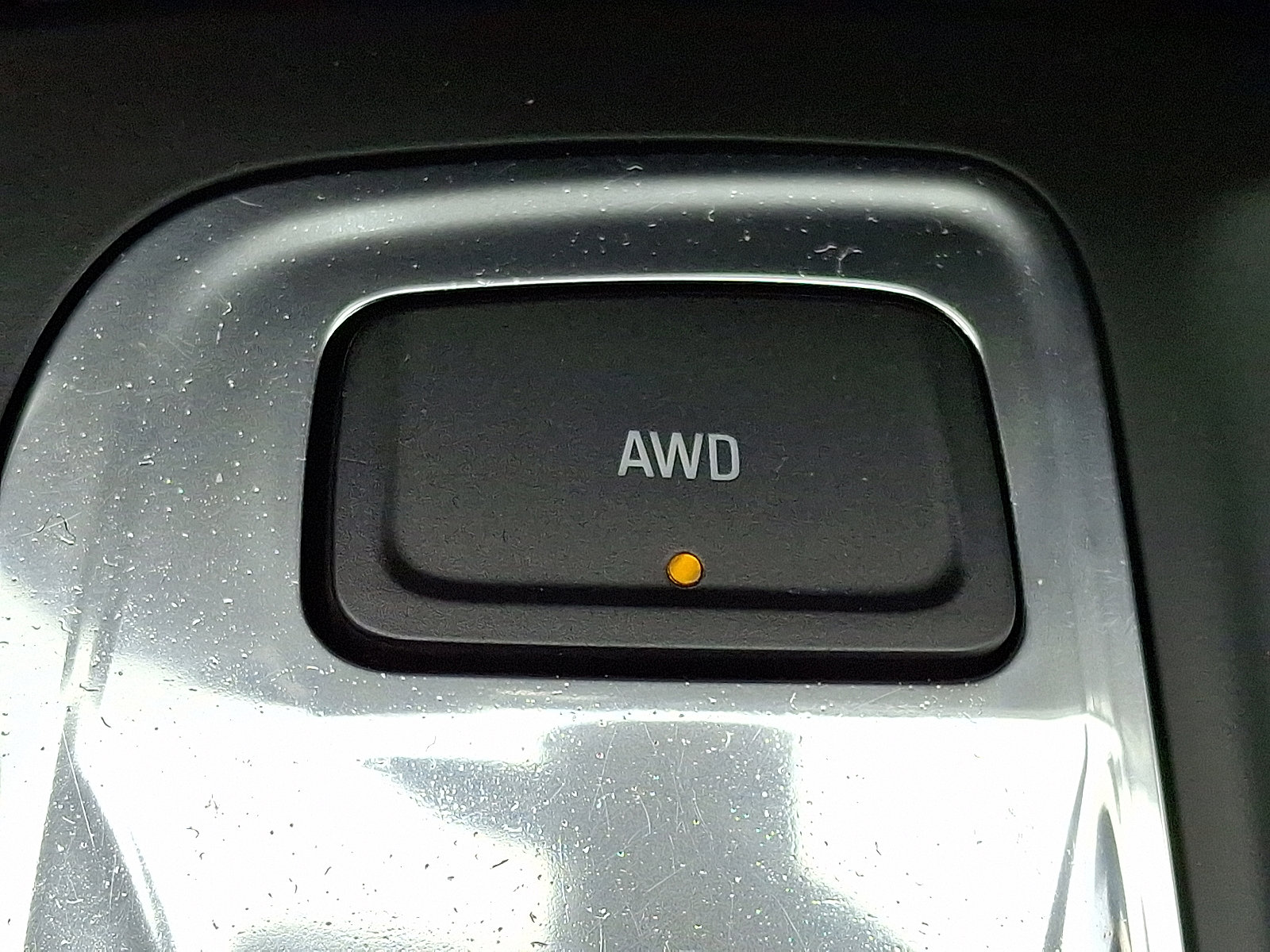 Certified 2024 Chevrolet Equinox LS w/ Midnight Edition image 22