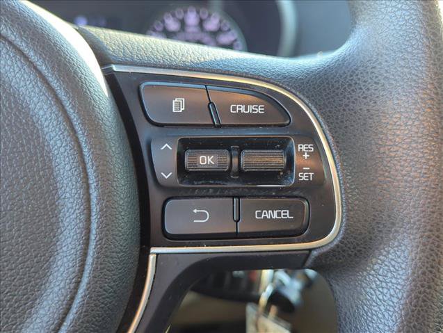 Used 2017 Kia Optima LX FWD image 21