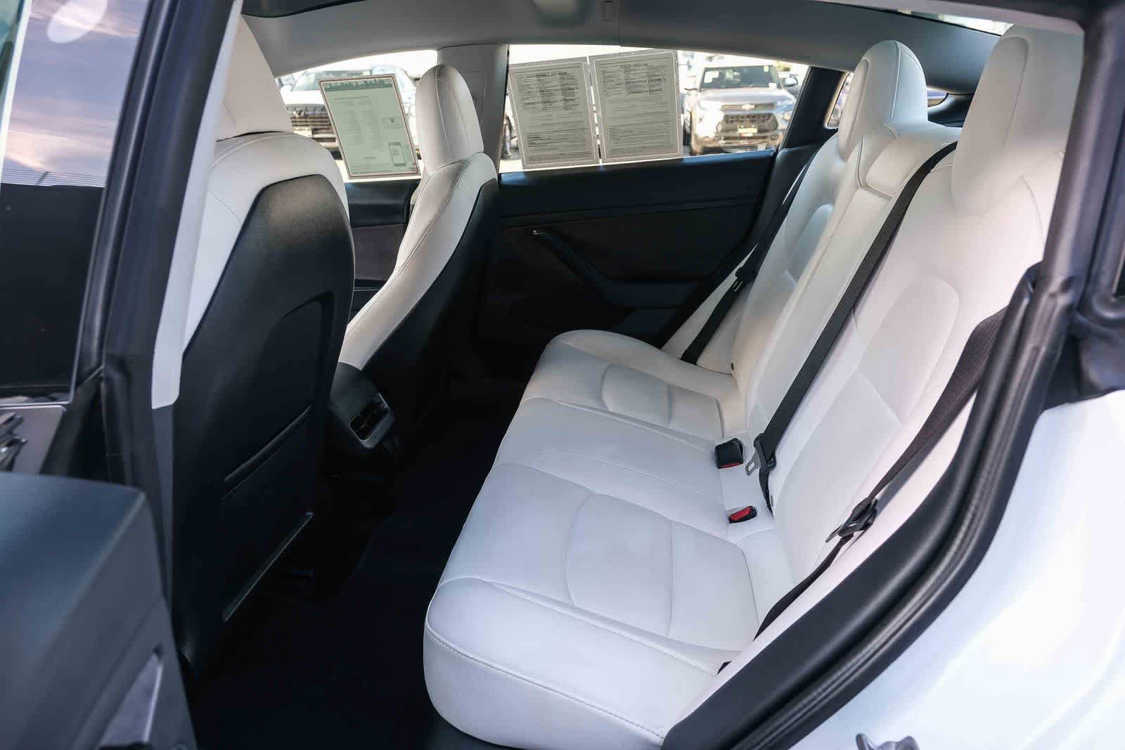 Used 2022 Tesla Model 3 Performance AWD/4WD image 17