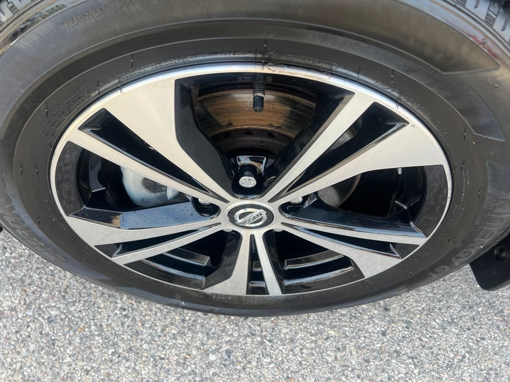 Certified 2023 Nissan Sentra SV w/ All-Weather Package FWD image 41