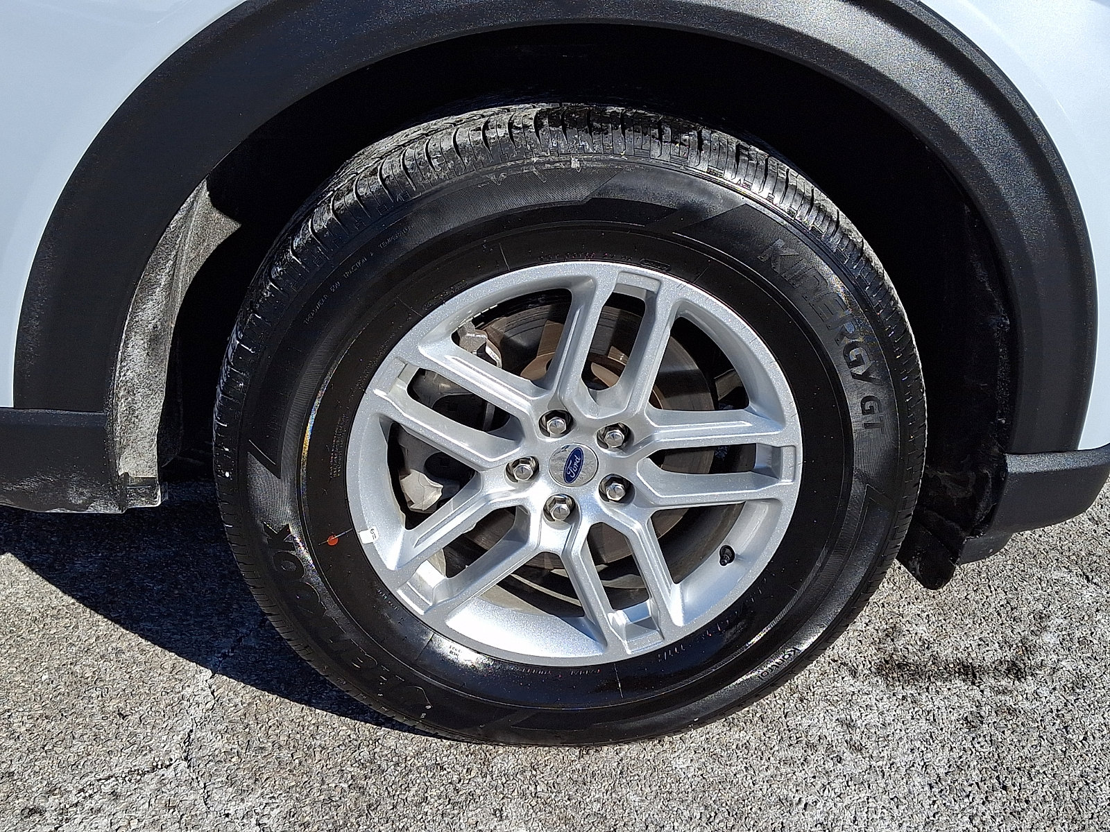 Certified 2025 Ford Explorer Active AWD/4WD image 11