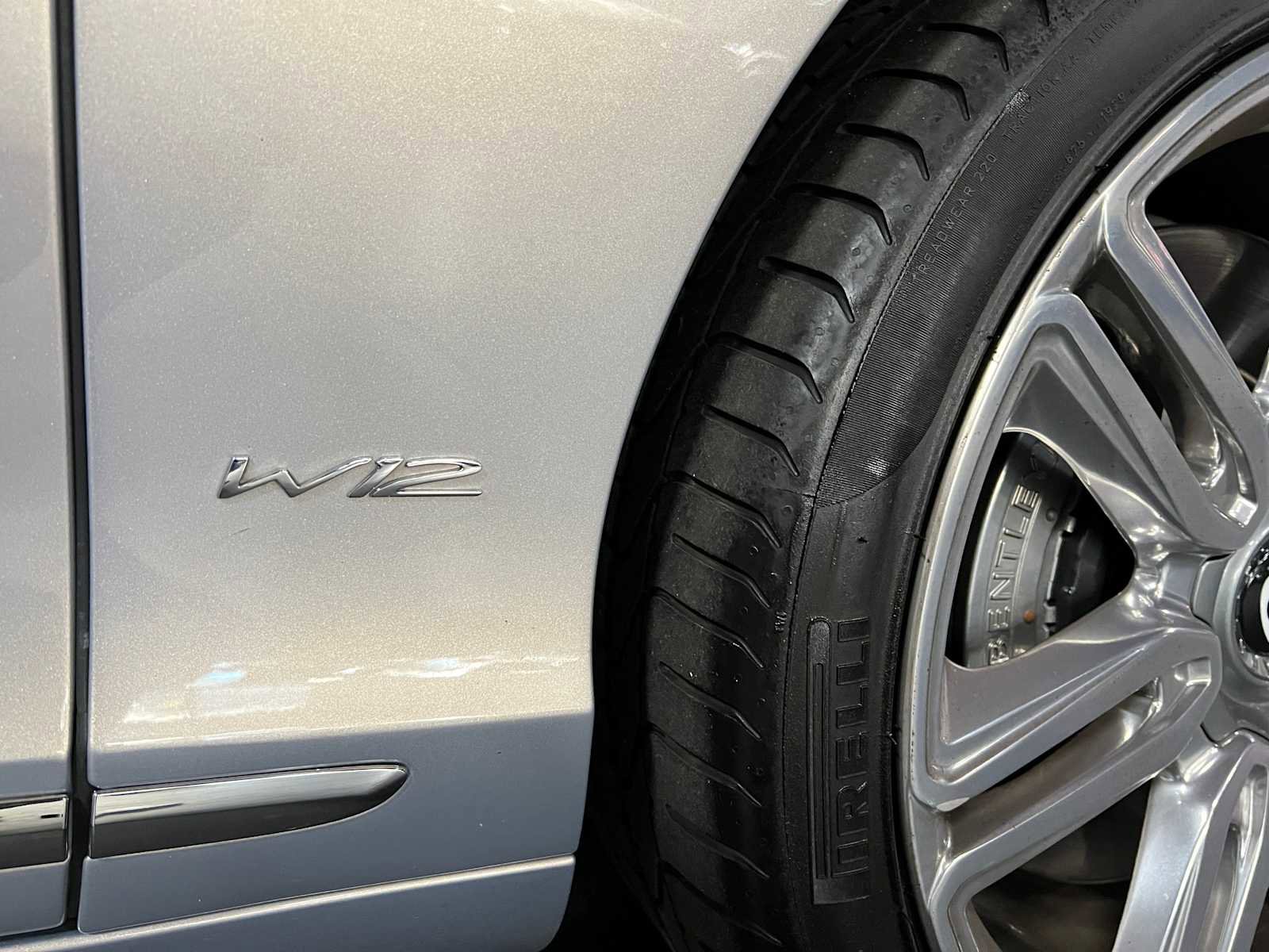 Used 2017 Bentley Continental GT image 10