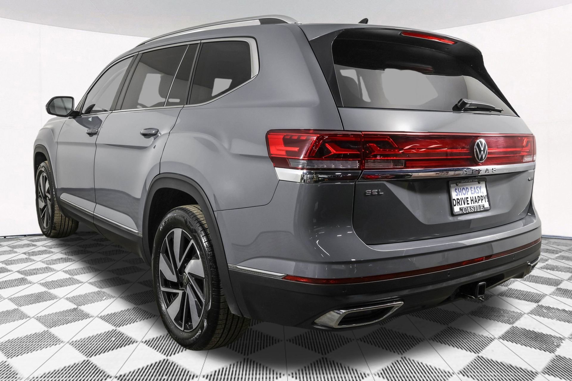 Used 2025 Volkswagen Atlas SEL image 21