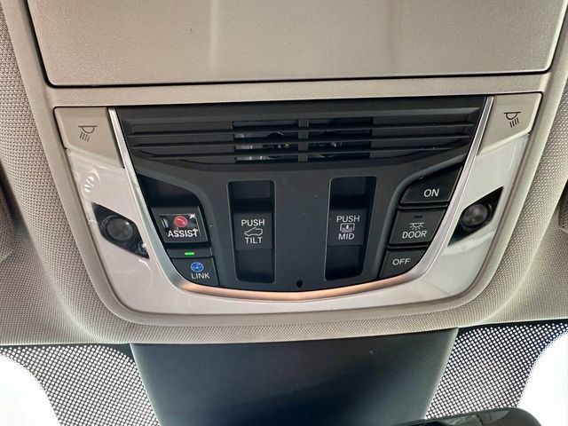 Certified 2023 Acura MDX SH-AWD image 44