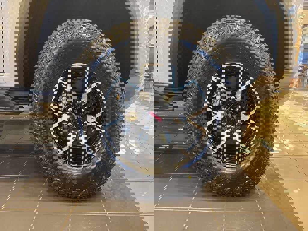 New 2026 GMC Canyon AT4X image 8