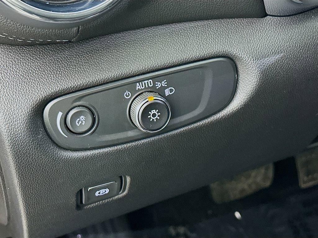 Used 2024 Chevrolet Blazer LT w/ Midnight/Sport Edition image 15