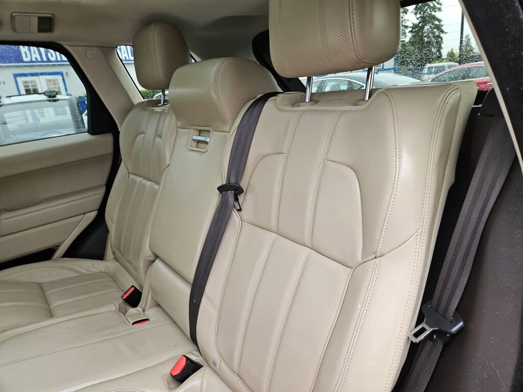 Used 2016 Land Rover Range Rover Sport HSE image 15