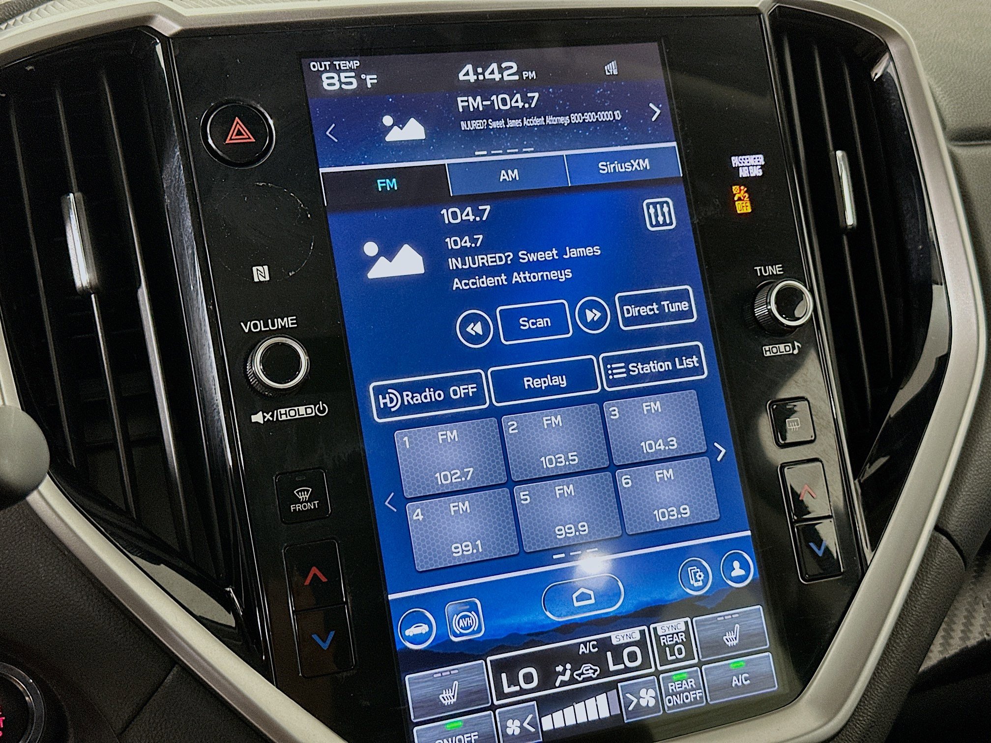 Used 2024 Subaru Ascent Premium w/ Convenience Package image 21