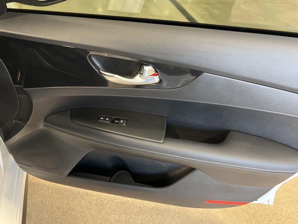 Certified 2024 Kia Forte GT-Line w/ GT-Line Premium Package image 23