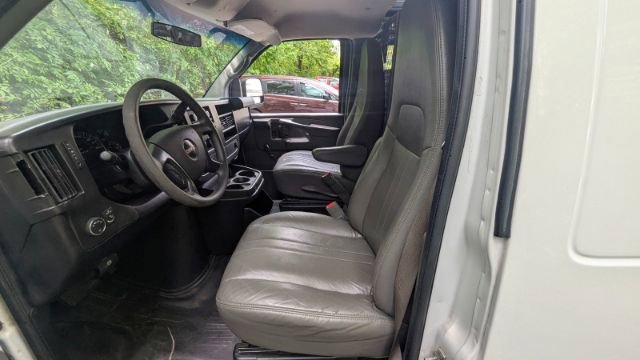 Used 2013 GMC Savana 3500 RWD image 20