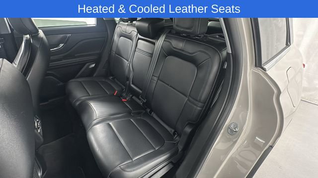 Used 2022 Lincoln Corsair Reserve image 12