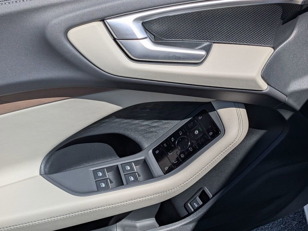 Used 2025 Audi A5 2.0T Premium w/ Convenience Package AWD/4WD image 14