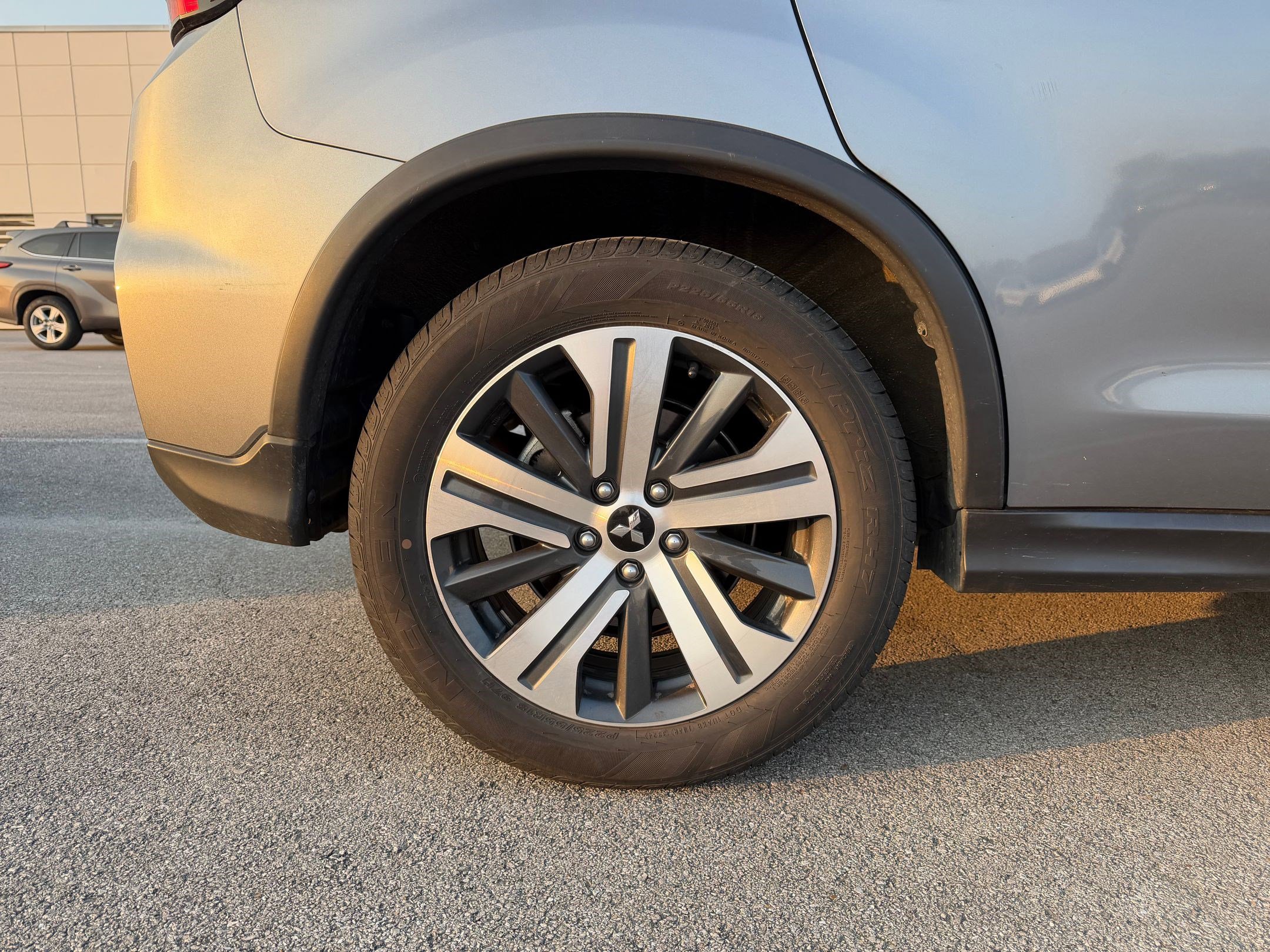 Used 2025 Mitsubishi Outlander Sport SE image 9