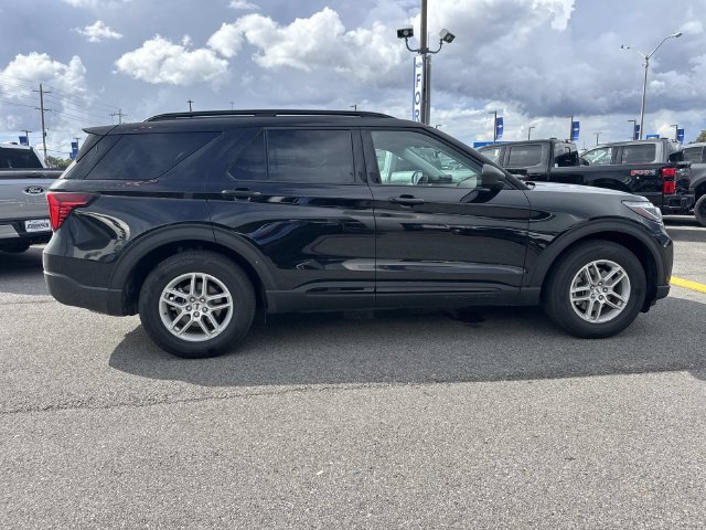 New 2026 Ford Explorer Active w/ Active Comfort Package RWD image 4