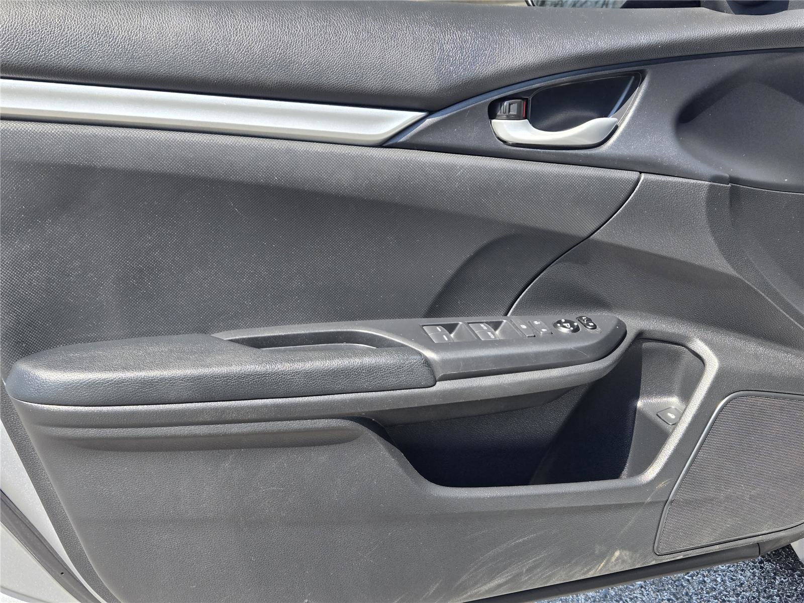 Used 2020 Honda Civic Sport image 10