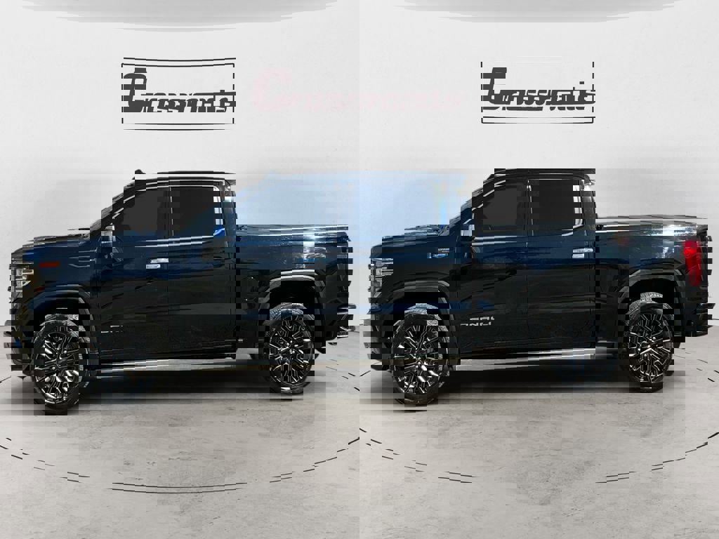 Used 2022 GMC Sierra 1500 Denali Ultimate AWD/4WD image 2