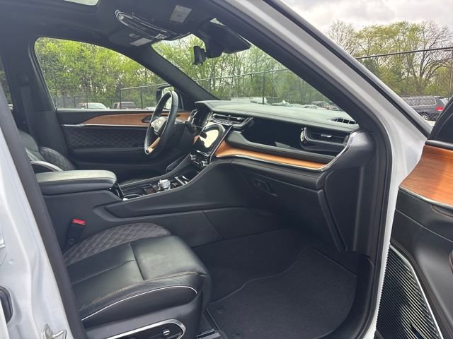 Used 2024 Jeep Grand Cherokee L Summit image 9