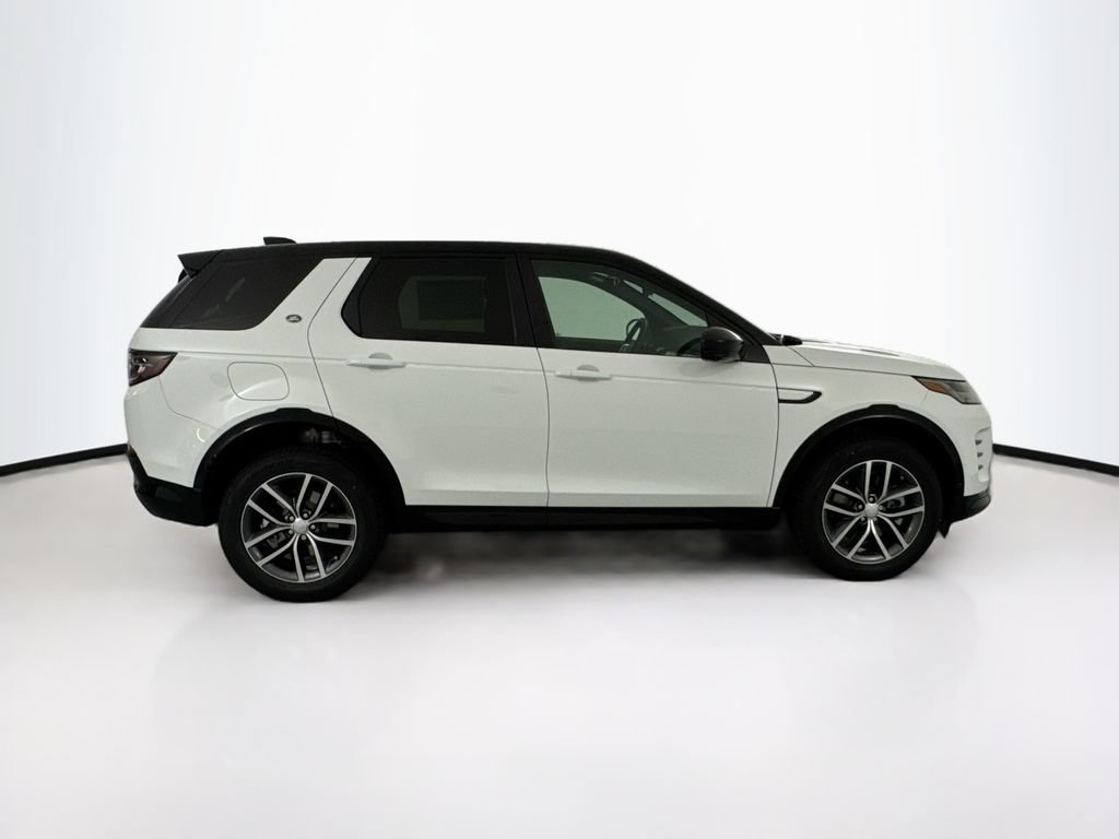 New 2026 Land Rover Discovery Sport Landmark AWD/4WD image 4