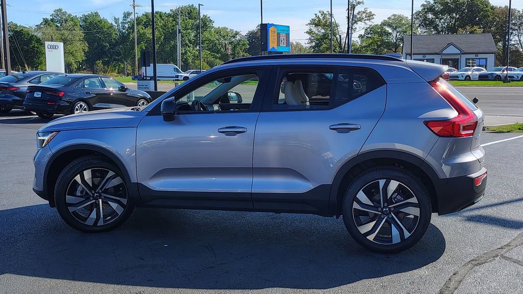 New 2026 Volvo XC40 B5 Ultra w/ Climate Package AWD/4WD image 5
