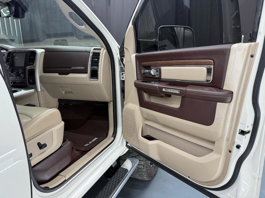 Used 2016 RAM 2500 Laramie w/ Protection Group AWD/4WD image 26