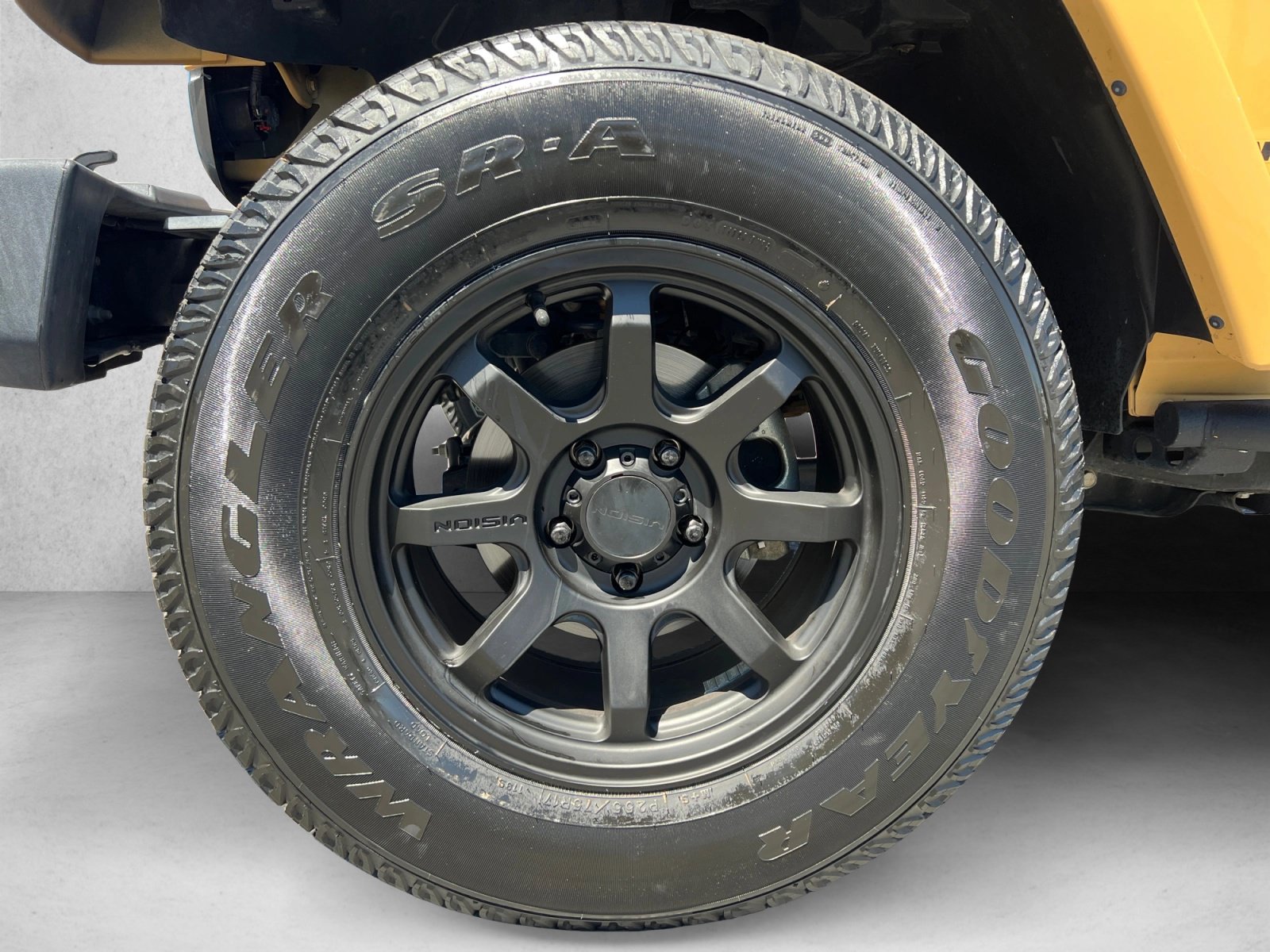 Used 2014 Jeep Wrangler Unlimited Sport AWD/4WD image 9