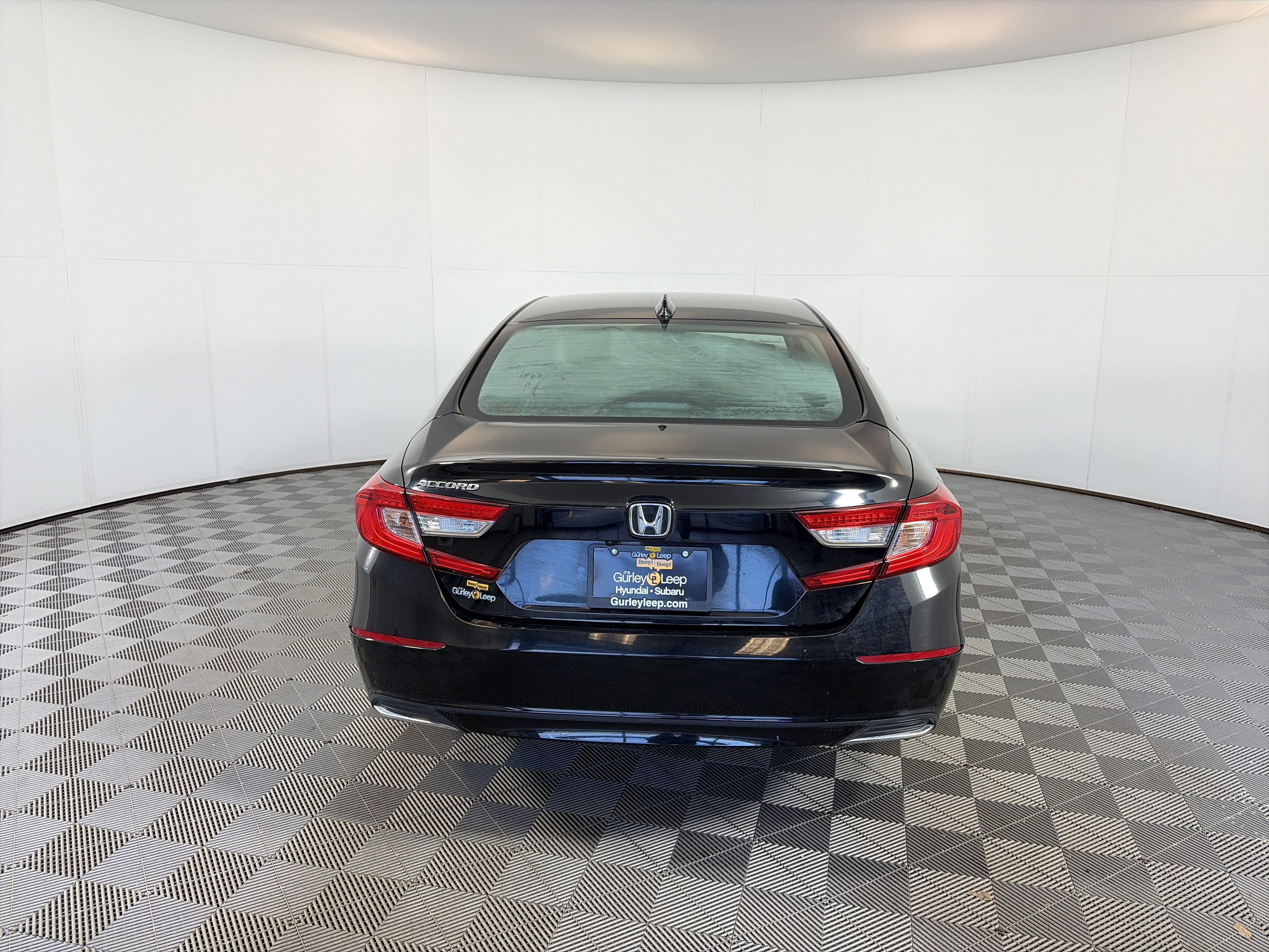 Used 2018 Honda Accord LX image 9