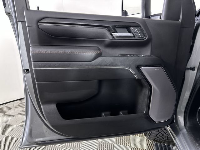 Used 2025 GMC Sierra 2500 AT4X AWD/4WD image 23