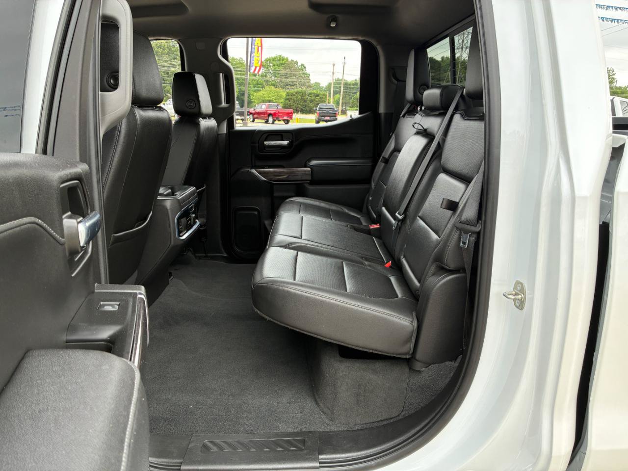 Used 2021 Chevrolet Silverado 1500 LTZ AWD/4WD image 30