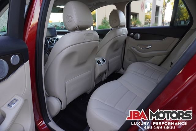 Used 2019 Mercedes-Benz GLC 300 4MATIC image 6