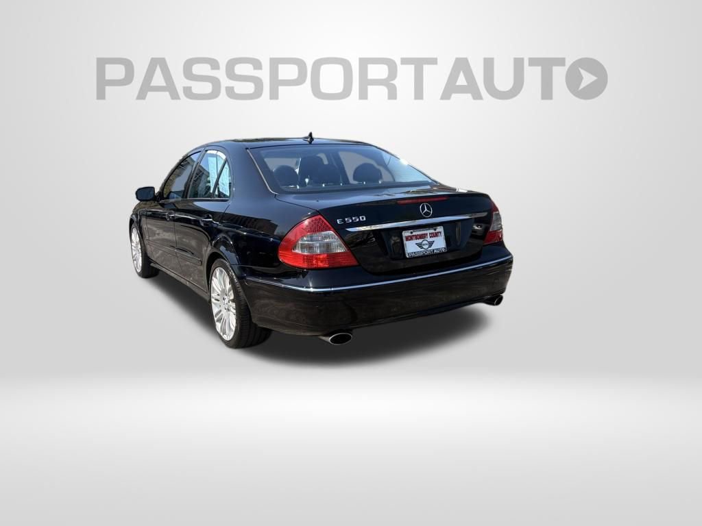 Used 2008 Mercedes-Benz E 550 Sedan image 9