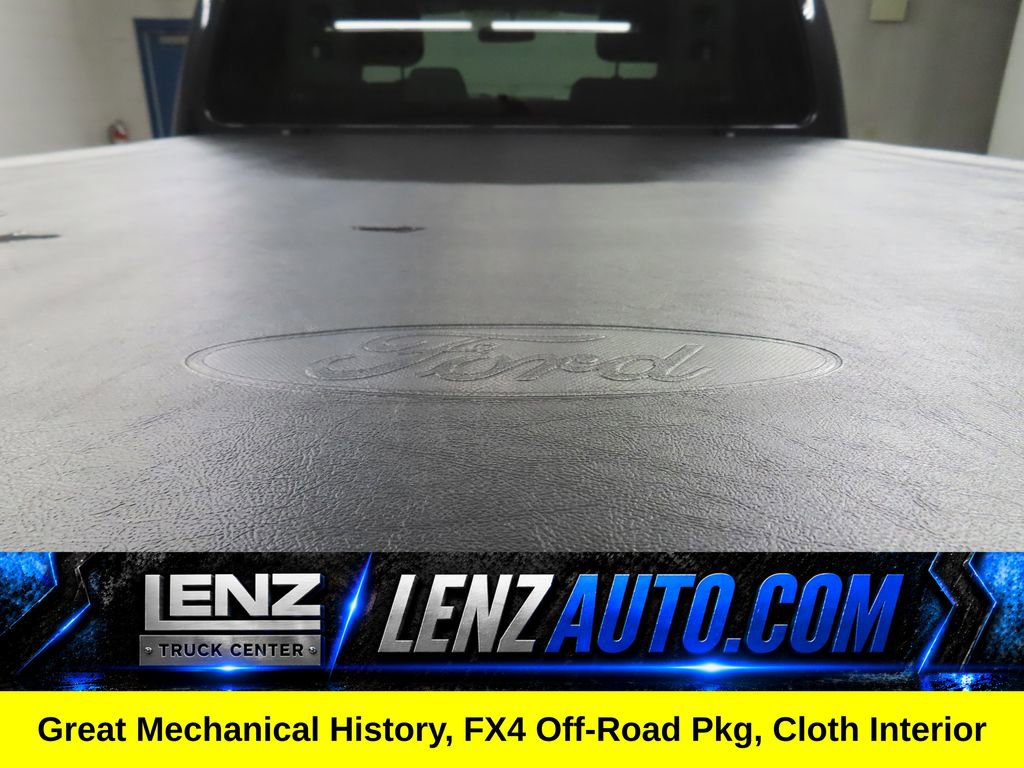 Used 2015 Ford F250 XLT w/ XLT Premium Package AWD/4WD image 26