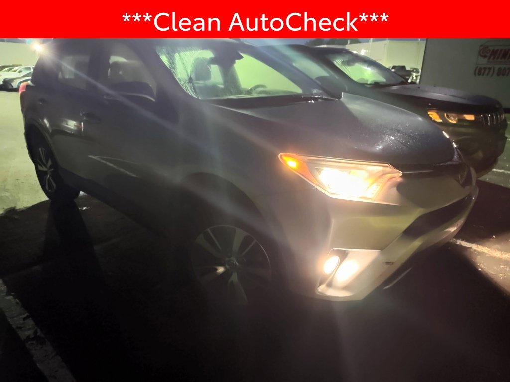 Used 2018 Toyota RAV4 XLE FWD image 3