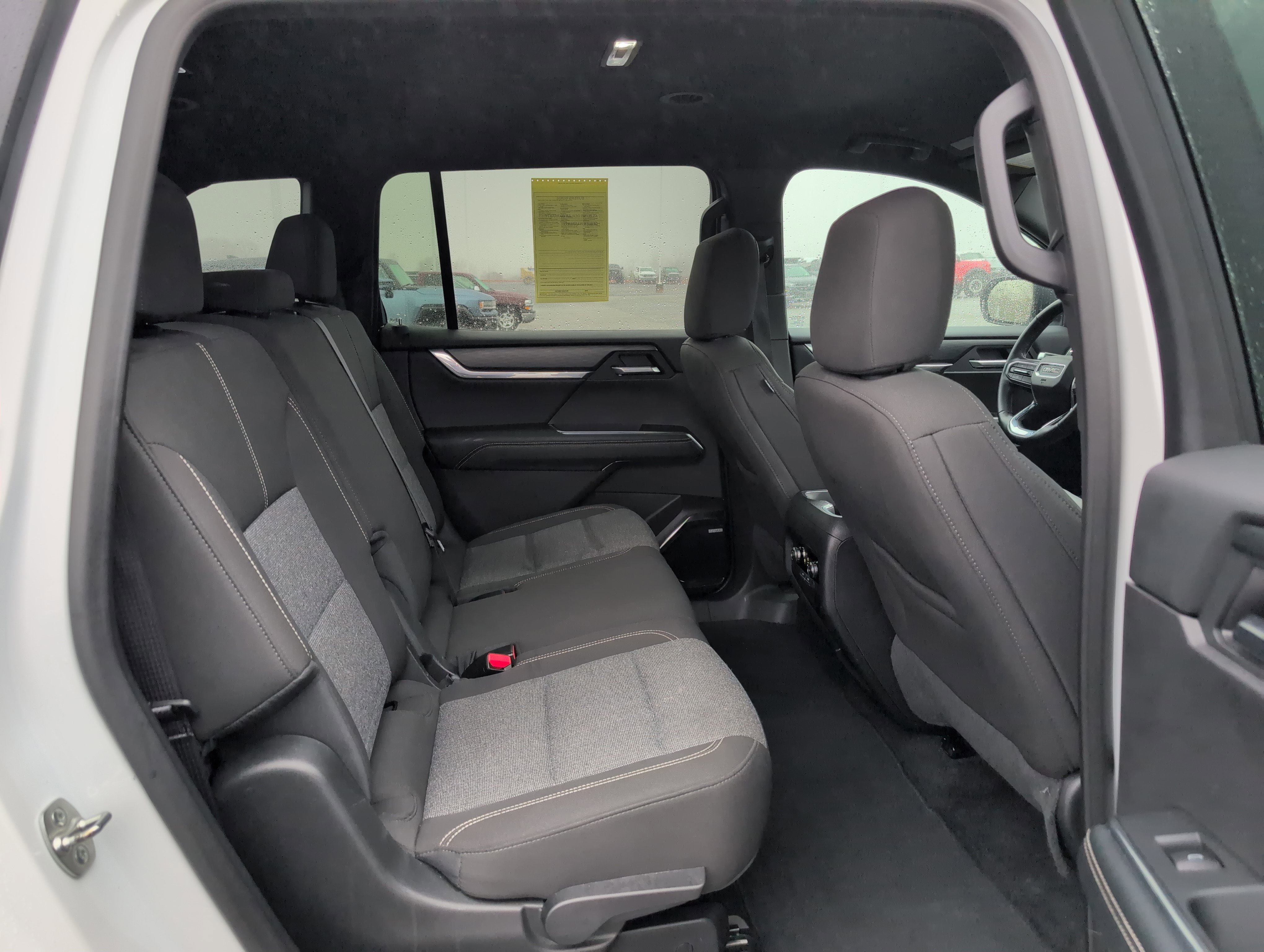 Used 2025 GMC Acadia Elevation image 34